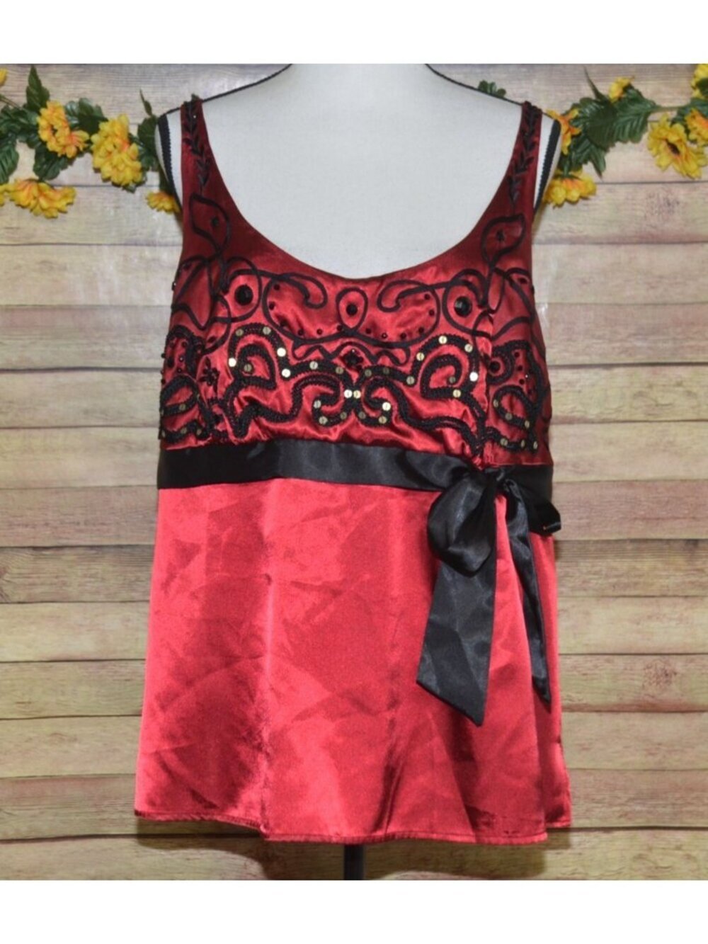 Lane Bryant 20W Deep Red & Black Sleeveless Blouse Whimsy Goth Dark Romantic